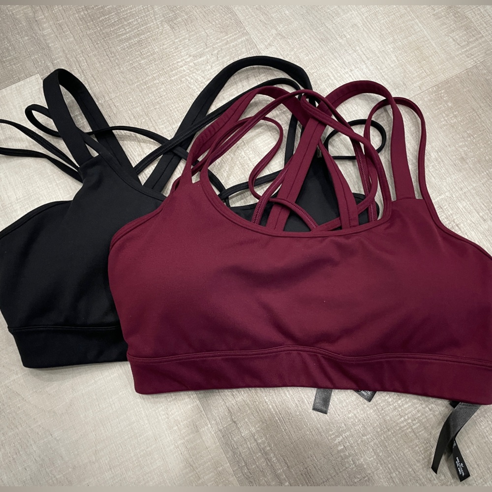 2- Victoria Sport sports bra